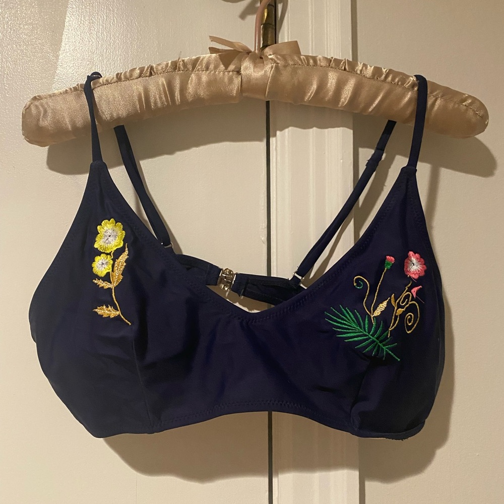 High-waisted Embroidered Bikini Set